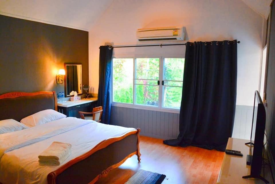 Baan JaoKorKluay Bed & Breakfast Chiang Rai Bagian luar foto