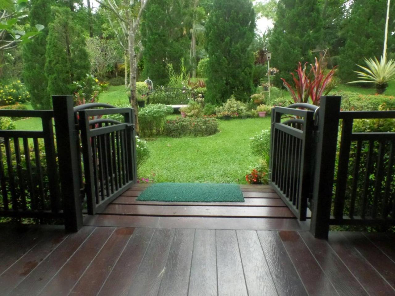 Baan JaoKorKluay Bed & Breakfast Chiang Rai Bagian luar foto